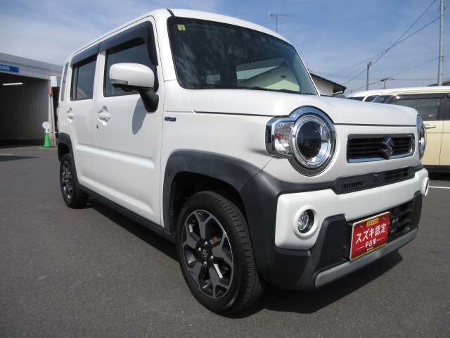 右前方より撮影☆無料保証付き販売車です！ ☆全国どこへでも！ 陸送可能(有料)ですので、県外の方も是非ご相談ください！
