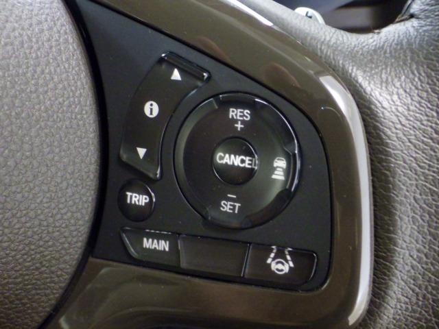 安全運転支援システムHonda SENSINGです。先進の安全運転支援機能で、さまざまなシーンで運転をサポートいたします。