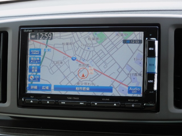 ディーラー装着純正メモリーナビVXM-142VFi（CD/DVD再生機能・地デジフルセグ・SDスロット・Bluetoothオーディオ・ラジオ）