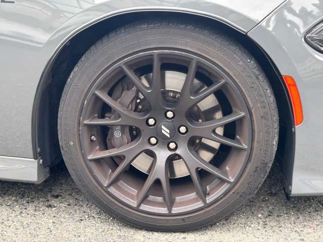 ご購入後の快適な可カーライフをサポートさせていただきます。アメ車はもとより欧州車、国産・軽自動車まで幅広く作業をお受けしております。また、外車のメンテナンスが初めての方にも安心です。