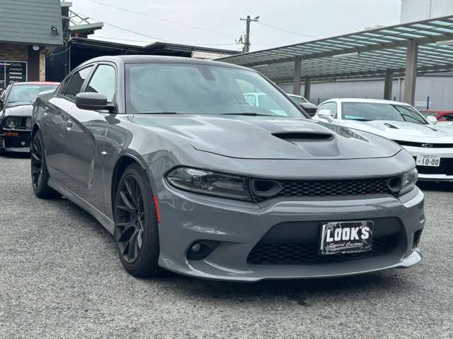 全車保証付き・安心のアフターサービスとメンテナンス、そしてお客様のご希望をカタチにすることがモットーです。