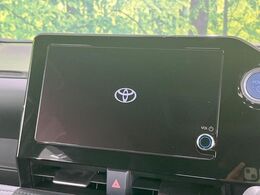 【8インチ　ディスプレイオーディオ】大画面のディスプレイはAppleCarPlayやAndroidAutoが利用可能。大きな画面でスマホナビアプリ等が利用いただけます♪