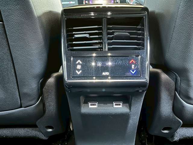 【オンライン商談・全国納車可能】 無料お電話でのお問い合わせ：0078-6003-299926 営業時間：10:00~19:00 定休日：火曜日・水曜日