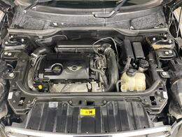 【エンジンルーム】エンジンの調子は良好です！ご納車前にはしっかりとオイル交換・その他油種類の点検補充をさせて頂きます。また、ガリバーでは修復歴のある車は販売いたしません。