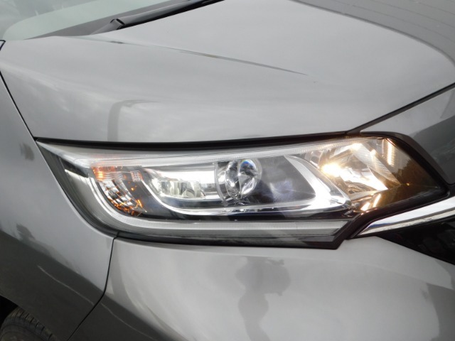 LEDヘッドライトです！【アクセス】お車の場合は国道6号線下り車線沿い当社新車店を過ぎてスグ隣へ！電車の場合はJR常磐線「我孫子」駅・北口より送迎もいたします！