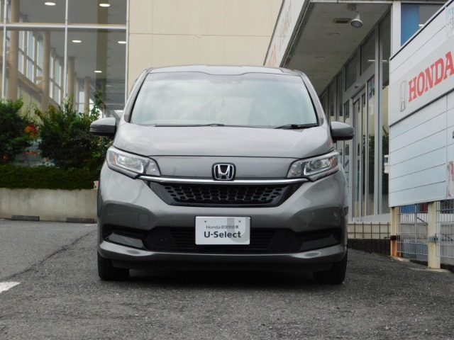 車輌前方になります！人気のホンダ車をお買い得なプライスでラインナップ！お探しの車がございましたら、ご相談からでもお気軽にお立ち寄りください。