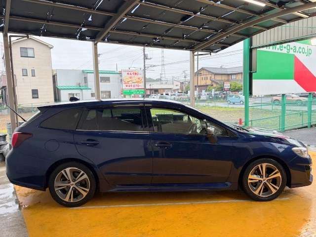 自動衝突被害軽減ブレーキ・レーンキープアシスト搭載車です！お気軽にお問い合わせ下さい！