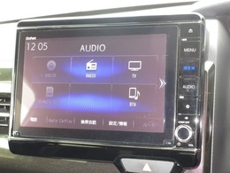 ナビゲーションはギャザズメモリーナビ（VXU-207NBi）を装着しております。AM、FM、CD、DVD再生、Bluetooth、音楽録音再生、フルセグTVがご使用いただけます。