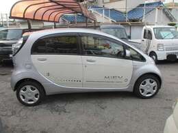 数ある中から当店のをお車ご覧頂きまして誠にありがとうございます！良質車のみを厳選して仕入れしておりますので品質には自信があります。　安心して当店のお車をご検討下さいませ☆