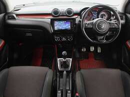 フルセグナビ　Bluetooth　USB入力　ETC　LEDライト　オートライト　純正AW　オートエアコン　クルコン(ACC)　レーンアシスト　衝突被害軽減ブレーキ　シートヒーター　バックカメラ　スマートキー　Pスタート　6MT