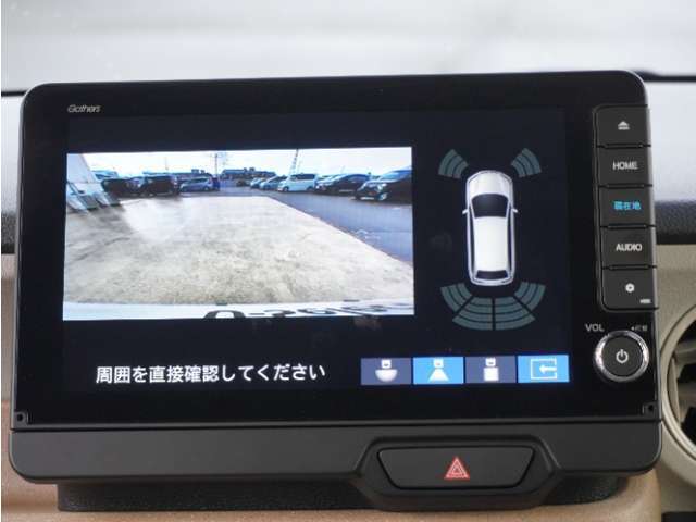 ◆バックカメラ◆リバースにするだけで映ります、後方の安全確認や、狭い駐車場での車庫入れ、雨の日や夜間など視界の悪い時に便利です！安全にバックする為には欠かせない装備です。