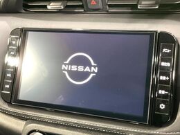 【純正9型ナビ】人気の純正ナビを装備。オーディオ機能も充実しており、Bluetooth接続すればお持ちのスマホやMP3プレイヤーの音楽を再生可能！毎日の運転がさらに楽しくなります！！