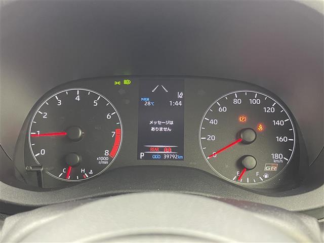 【スピードメーター】メーターがシンプルで見やすく運転しやすいですね！