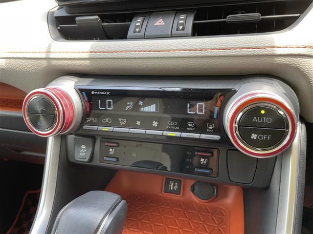 【運転席操作部】快適なドライブを楽しむための機能が装備されています！運転席から触れるので、使いやすいです！除菌プランいれていただくと、さらに清潔で安心していただけます！