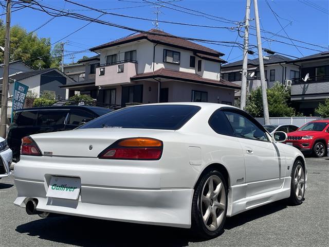 ガリバーグループでは主要メーカー、主要車種をお取り扱いしております。全国約460店舗の在庫の中からお客様にピッタリの一台をご提案します。