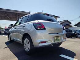 リヤバンパーには超音波センサーを搭載！車両後方にある障害物を検知して、衝突回避をサポートします！