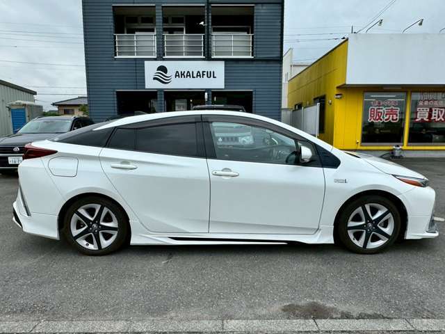 モデリスタエアロ付きのプリウスPHV入庫致しました！自信の安心価格設定になっておりますので、お早めにお問い合わせ下さい！早い者勝ちの1台です！全国対応可能となっておりますので詳細は直接ご確認下さい！