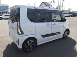 全国に店舗を展開しているのでどこでもお取り寄せが可能です！この車が気になるけど遠方だから・・・と諦める必要はありません！※別途陸送費が必要です。