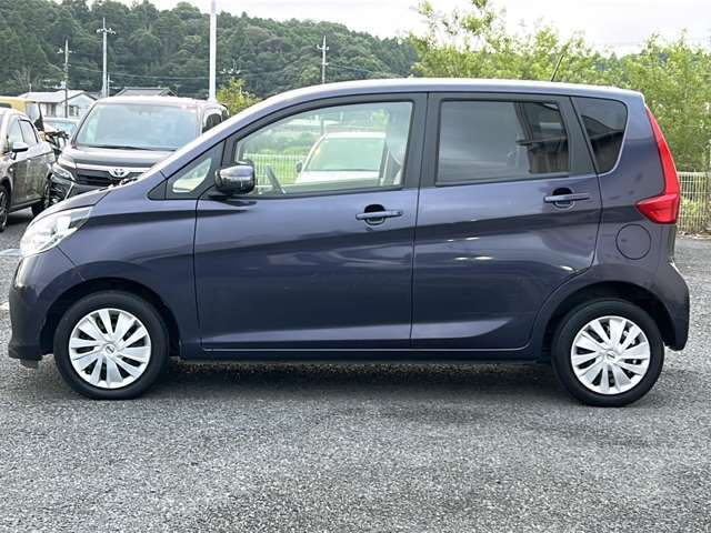 左】当社基準による調査の結果、修復歴車と判断された車両は一部店舗を除き、販売を行なっておりません。万一、納車時に修復歴があった場合にはご契約の解除等に応じます。