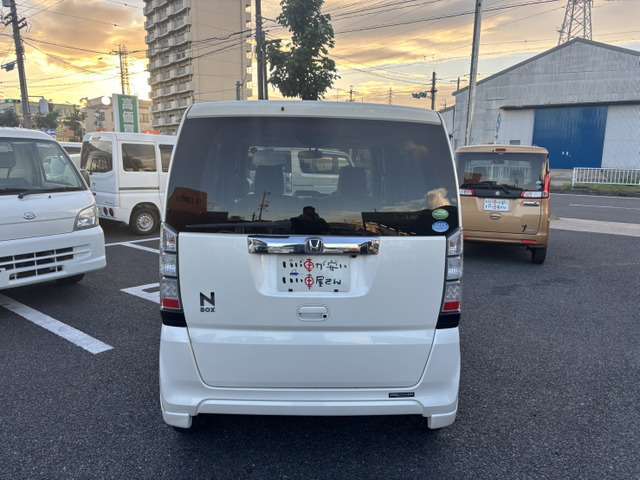 自動車保険ご相談ください！三井住友、あいおいニッセイ同和代理店☆見積もりします。保険担当が万が一の場合連携を取って敏速に対応します。代車、レンタカーもご用意しますのでご安心ください。