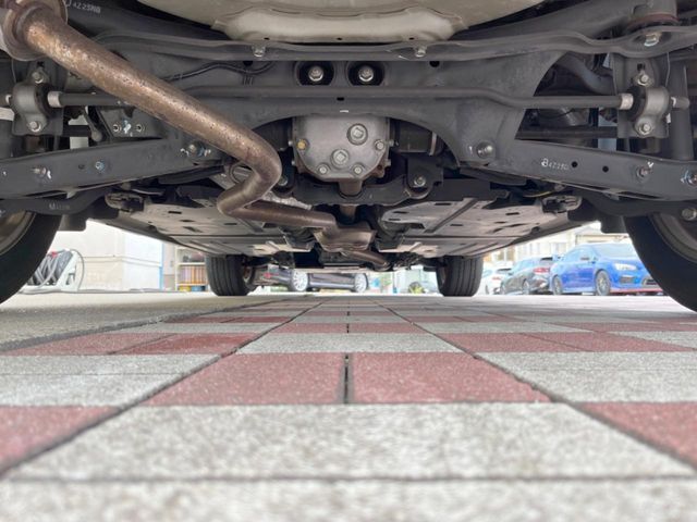 下回りがきれいなうちに、防錆加工の施工がオススメ。降雪地域はもちろん、沿岸部にお住いの方や、趣味でマリン・ウィンタースポーツをされる方に大変好評いただいております。