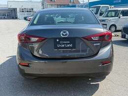 個性的でカッコいいリヤのスタイリングです。