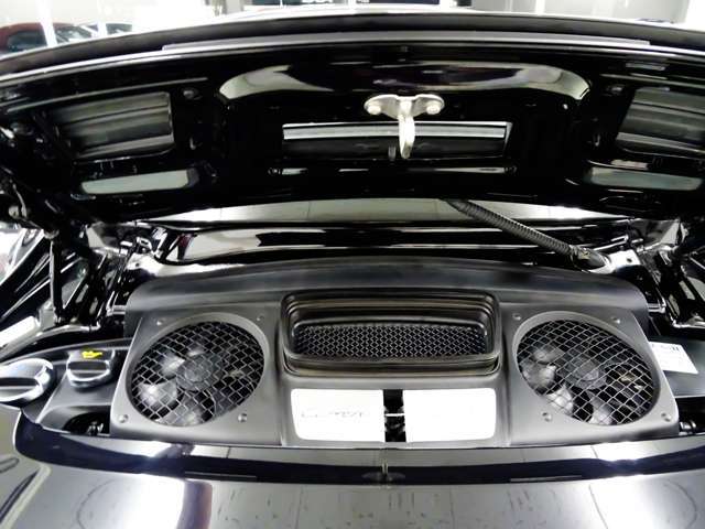 ☆NAエンジン最終型カレラ4GTS！！MA103型水冷水平対向6気筒24バルブエンジン調子良好！430馬力、トルク44.9kg・m、JC08モード燃費10.7km/L (カタログ値)です！