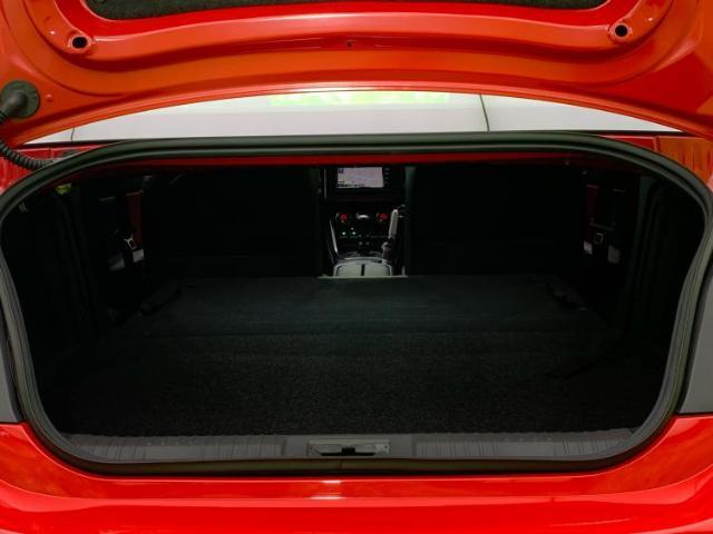WECARS（ウィーカーズ）は全国250店舗展開！お客様が安心してカーライフをお楽しみいただけるよう社員一同心を込めてサポートいたします。