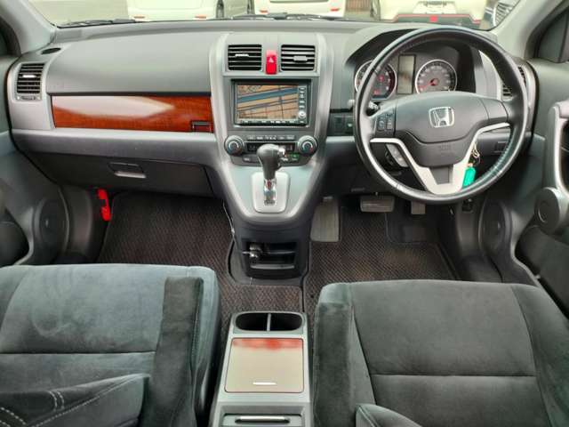 【車両取り置きシステム】　仕事やお時間のご都合で、すぐにご来店いただく事が難しい時は、お取り置きシステムがございます。最大1週間のお取り置きが可能です。詳しくはメールかお電話でお問い合わせください。