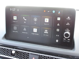 ホンダ純正コネクトディスプレイはAM/FM・Bluetooth・フルセグTV・スマートフォンで用いるGoogleアカウントを使用することで多彩なサービスが車内で利用でいます。