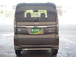 毎日全国のオートオークション会場から厳選した車を仕入れしております！プロの査定士の検査を受けた車を仕入れ、入庫後も社員が1台1台を走行チェックや状態確認・装備確認などを入念に行います。