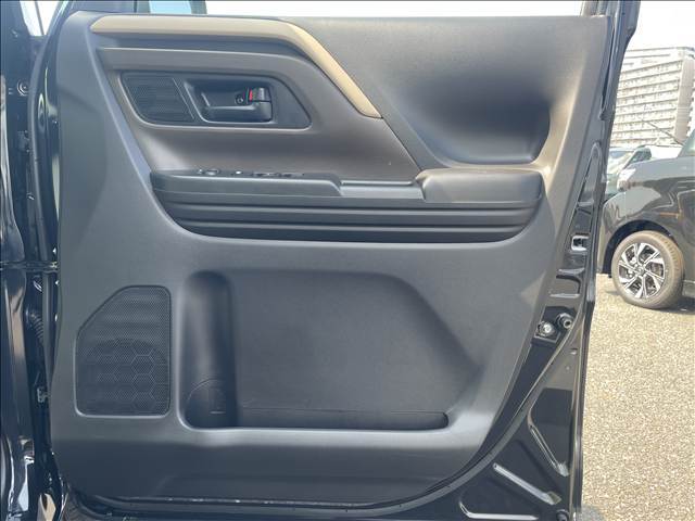 ★★★新車購入時にかかる重量税や自動車税はナンバー登録時にディーラーが支払い済です。税金を節約できます！★★★