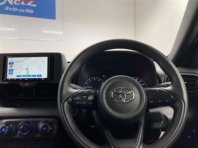 スタイリッシュで先進性のあるコックピットを演出。