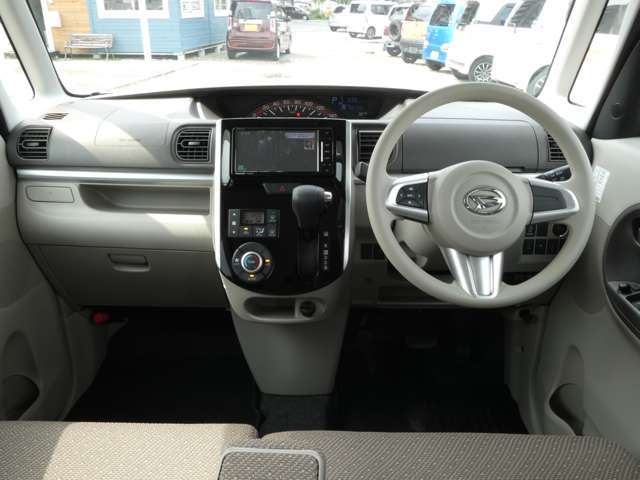 Mナビ　フルセグ　Bluetooth　Bカメラ　ETC　パワスラ　ドラレコ　禁煙車