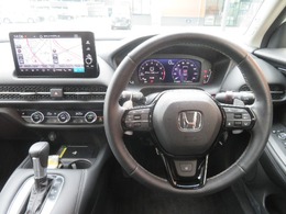 ドライバー目線で見たインパネ回りの画像です。