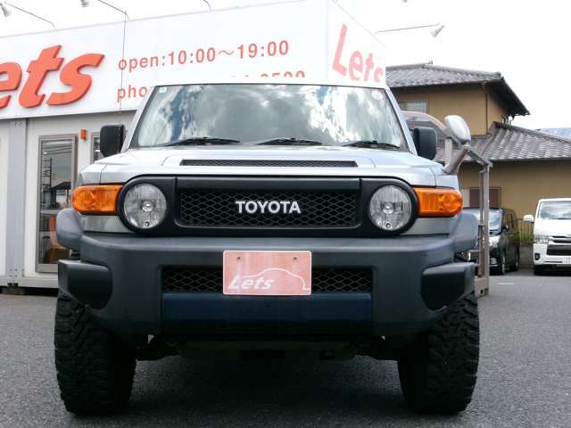 トヨタ FJクルーザー 4.0 カラーパッケージ 4WD 2012年 16.5万