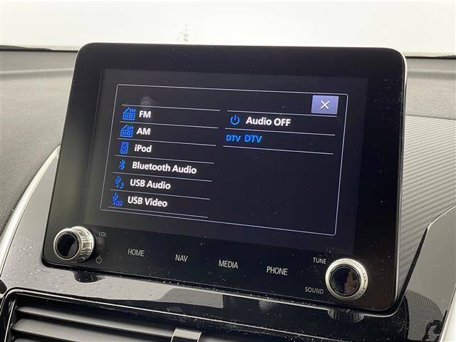 【ディスプレイオーディオ】ご自身のスマートフォンを接続すれば、「Apple CarPlay」または「Android Auto」から、スマホアプリのナビや電話、メッセージ、音楽などが楽しめます！