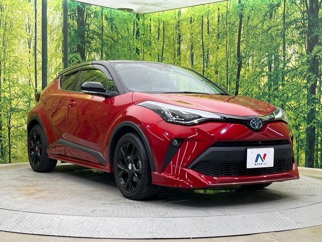 大好評のボディコーティング「弾スプラッシュコート」もご納車までに施工可能。通常のガラスコートと異なる、耐久年数6年の無機質ガラスコーティングが、ボディをキレイな状態に保ってくれます。