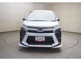 ご納車の前には当社整備工場にて点検整備を実施の上お渡しとなりますので安心してお乗り頂けます。整備代は車両本体価格に含まれております。