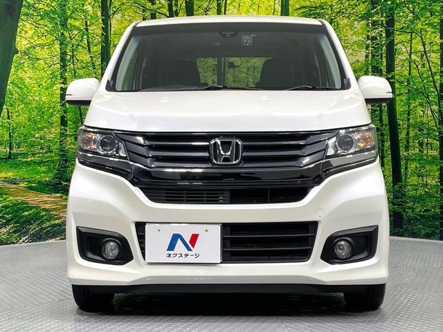弊社では、全車『修復歴なし』のお車のみ取り扱っております。専任バイヤーによる厳選した仕入れの後、入庫後の車両チェックを行い、ネクステージが認定した高品質な中古車をご提供しております。