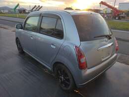 禁煙車！社外アルミ！HID！ABS！純正MOMOハンドル！社外ナビ付きインターネットモニター！シートカバー！