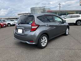 支払い総額は福井県内在住の方の価格となります！県外納車も可能です！まずはお問合せください！