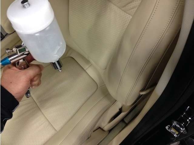 シートへのコーティングを施工してみませんか？より状態の良い内装でお車をお届けいたします！！