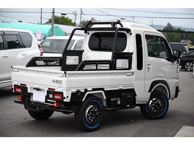 【買取直売】買取直売はメリット多数あり♪通常中古車の流通にかかるマージンを大幅にカット出来るので他社の同年式と比べて魅力的な価格が実現できます♪早い者勝ちの1台となっております！！！