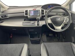 【インパネ全体】全方位で視界が広く、高い目線で運転もしやすいです！