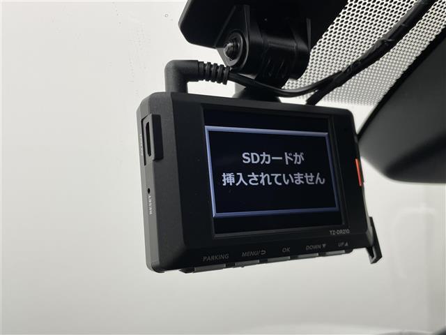 【ドライブレコーダー】映像・音声などの運転中の記録を残します。事故などを起こした起こされた時の証拠になりえますので、もしも時でも安心ですね。