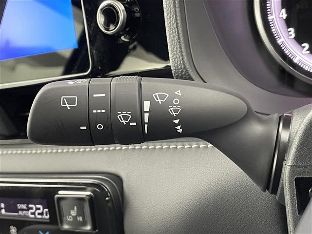 【運転席操作部】快適なドライブを楽しむための機能が装備されています！運転席から触れるので、使いやすいです！除菌プランいれていただくと、さらに清潔で安心していただけます！