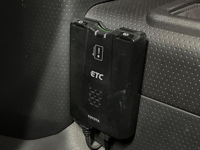 【ETC】高速道路の料金所をストレスなく通過！話題のスポットやサービスエリアに多い「スマートIC」利用時は必須のアイテムです。当店でセットアップを実施、ご納車当日からすぐにご利用いただけます！