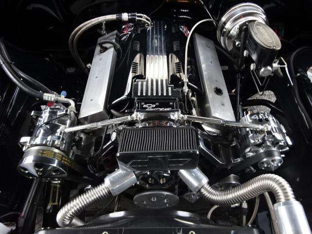 エンジンは93yコルベットLT-1（4万キロディーラー車ベース）フルガスケット交換！ピストン交換！エンジンブロック面研！