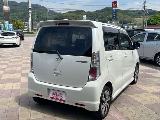 県外販売についても販売から納車までの実績がございますので遠方の方もご安心してご検討いただけます。